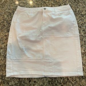 Lane Bryant Stretchy white skirt size 16W